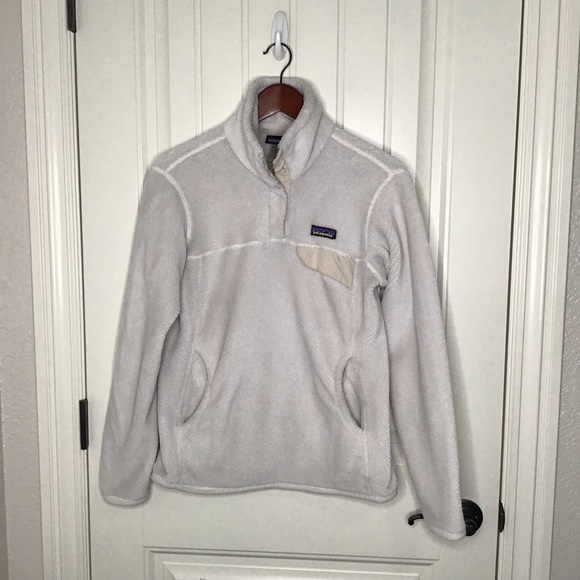 Patagonia Re-Tool Snap-T Fleece Pullover in Raw Linen - White X-Dye. - Picture 2 of 13